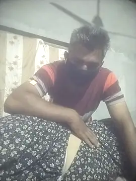 Snapshot of Manjit009 chatting on 10/26/25, 04:57 Manjit009 online show from 10/26/25, 04:57