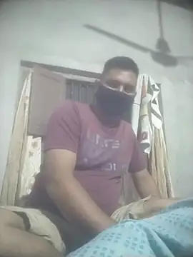 Snapshot of Manjit009 chatting on 10/30/25, 05:24 Manjit009 online show from 10/30/25, 05:24