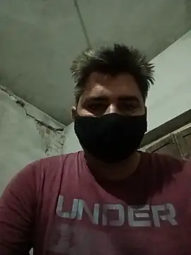 Snapshot of Manjit009 chatting on 07/15/26, 10:42 Manjit009 online show from 07/15/26, 10:42