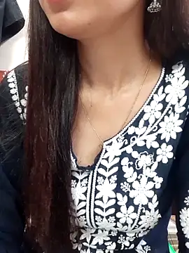 Snapshot of siya_rani67 chatting on 05/31/26, 10:22 siya rani67 online show from 05/31/26, 10:22