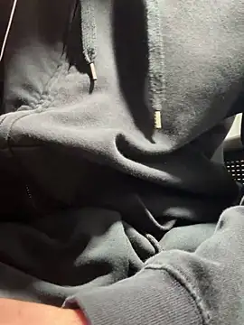 420boy   online show from 11/04/25, 09:25