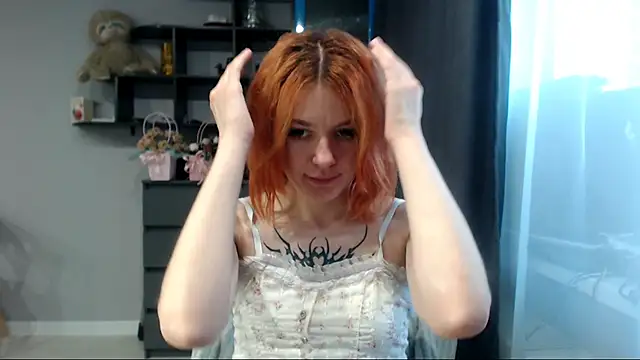   Elina   online show from 09/24/25, 03:54