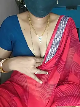 Snapshot of SindhuHappy chatting on 06/06/26, 11:31 SindhuHappy online show from 06/06/26, 11:31