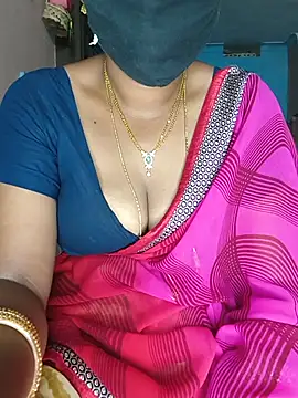 Snapshot of SindhuHappy chatting on 06/07/26, 11:19 SindhuHappy online show from 06/07/26, 11:19