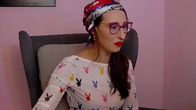 Snapshot of LysAd chatting on 02/14/26, 05:21 LysAd online show from 02/14/26, 05:21