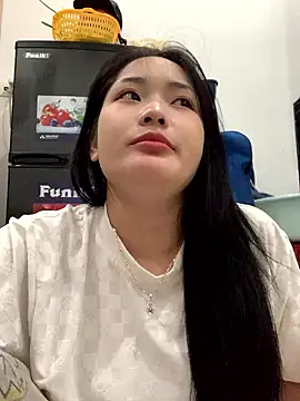 LylyBaby1888 online show from 01/09/26, 01:41