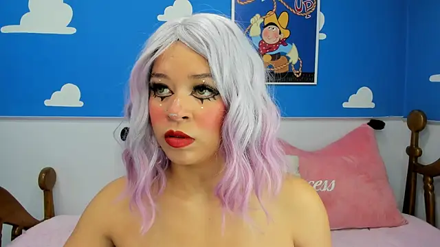 Snapshot of miss__evolet chatting on 10/28/25, 11:03 miss evolet online show from 10/28/25, 11:03