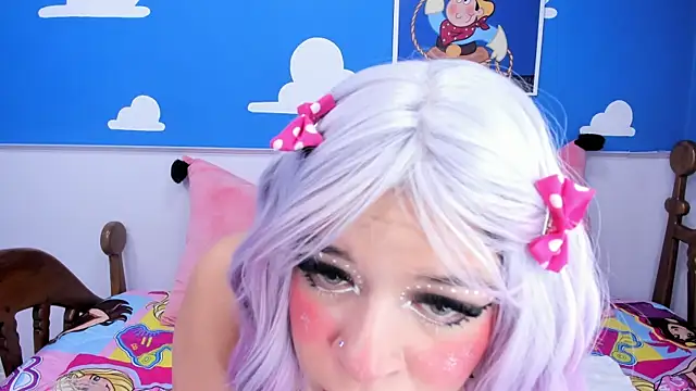 Snapshot of miss__evolet chatting on 12/02/25, 11:04 miss evolet online show from 12/02/25, 11:04