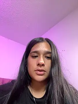 mae nathan  online show from 11/24/25, 05:34