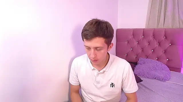 Snapshot of mae_nathan_ chatting on 07/17/26, 12:06 mae nathan online show from 07/17/26, 12:06