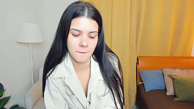 JoCauterucci online show from 11/01/25, 06:48