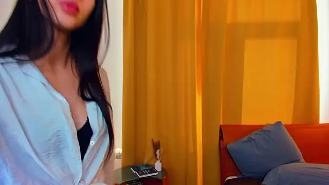 JoCauterucci online show from 11/16/25, 07:03