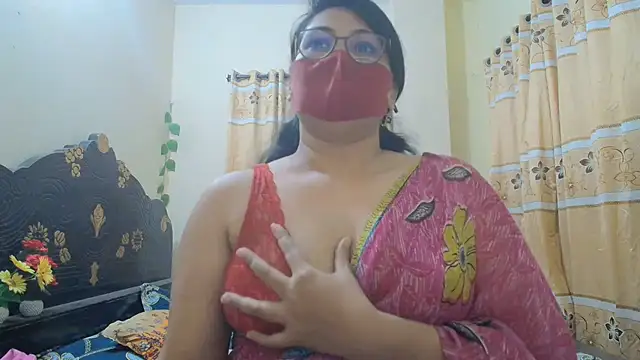 Elena cruz5 online show from 03/18/26, 08:01