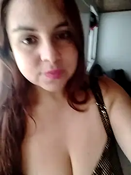 Snapshot of CARITOMIO chatting on 02/16/26, 08:27 CARITOMIO online show from 02/16/26, 08:27