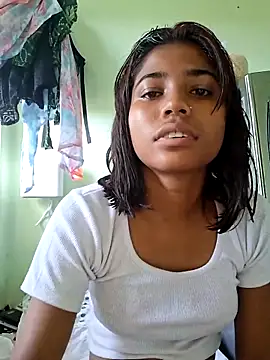 Snapshot of _sexy-queen chatting on 09/28/25, 05:35 sexy-queen online show from 09/28/25, 05:35