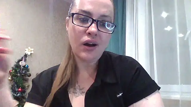 karina160000 online show from 12/18/25, 02:45