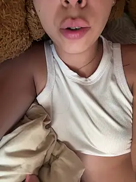 lulizoee online show from 03/31/26, 05:57