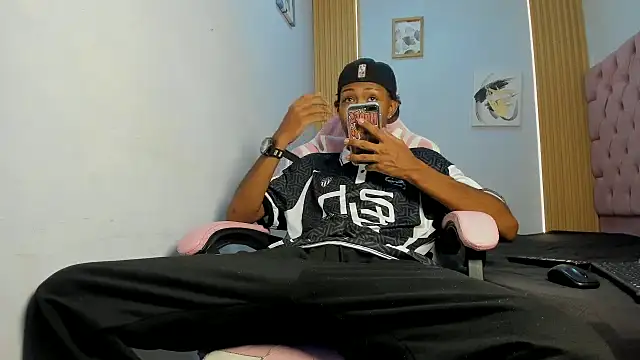 Jax Maliq online show from 10/09/25, 02:20