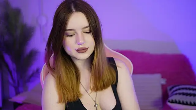 Snapshot of MilanaMoons chatting on 09/12/25, 11:54 MilanaMoons online show from 09/12/25, 11:54