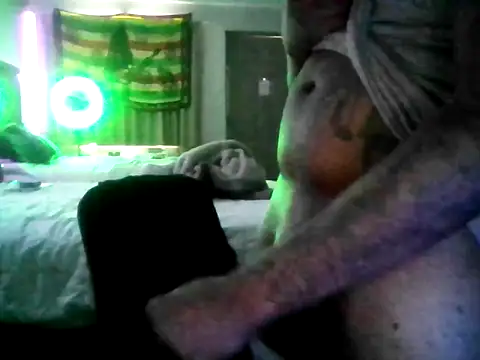 hisandhers4u online show from 04/20/26, 09:27