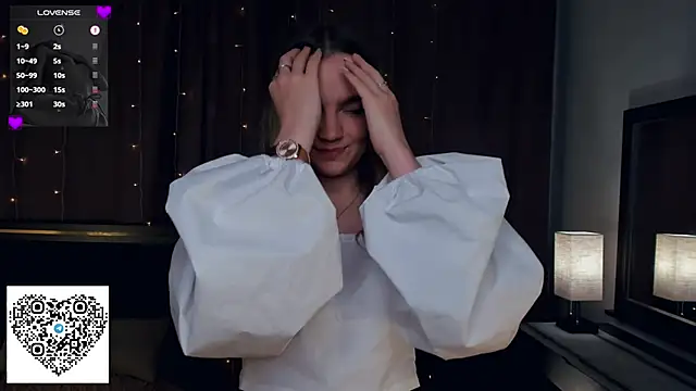 KerenFurguson online show from 09/26/25, 07:40