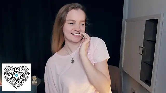 KerenFurguson online show from 10/17/25, 06:54