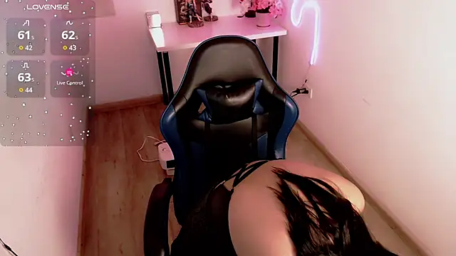 Lunyhose online show from 03/28/26, 08:41