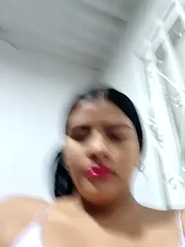 Snapshot of daringxxxhot chatting on 09/26/25, 10:19 daringxxxhot online show from 09/26/25, 10:19