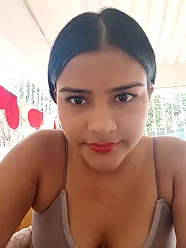 Snapshot of daringxxxhot chatting on 10/15/25, 12:38 daringxxxhot online show from 10/15/25, 12:38