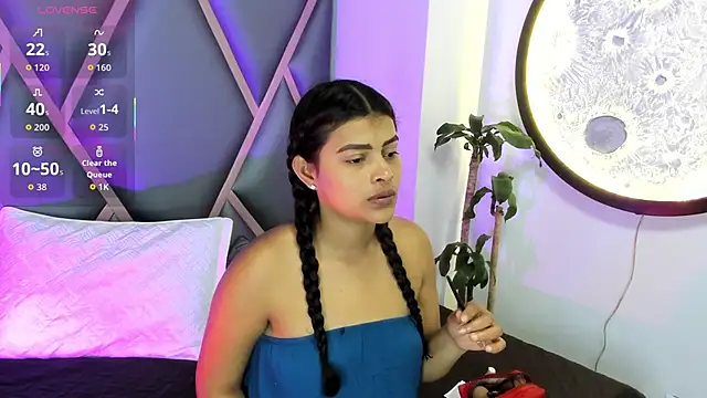 Miaa Rosse online show from 11/19/25, 11:43