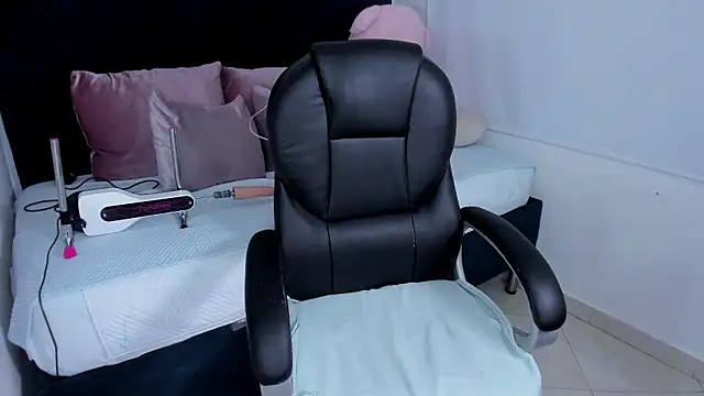 kate lua online show from 03/03/26, 12:44