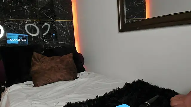 charlotte line online show from 10/27/25, 06:34