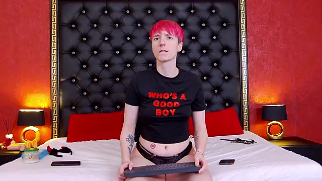 Snapshot of Luna_Devil_ chatting on 02/20/26, 08:20 Luna Devil online show from 02/20/26, 08:20