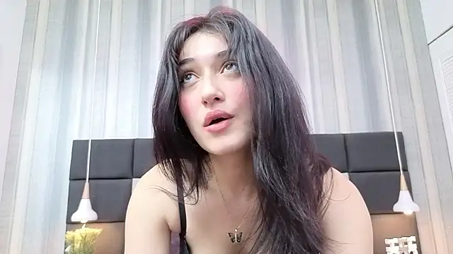 AlessandraLB online show from 02/23/26, 08:28