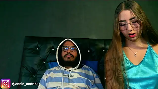  leda swan  online show from 12/01/25, 01:27