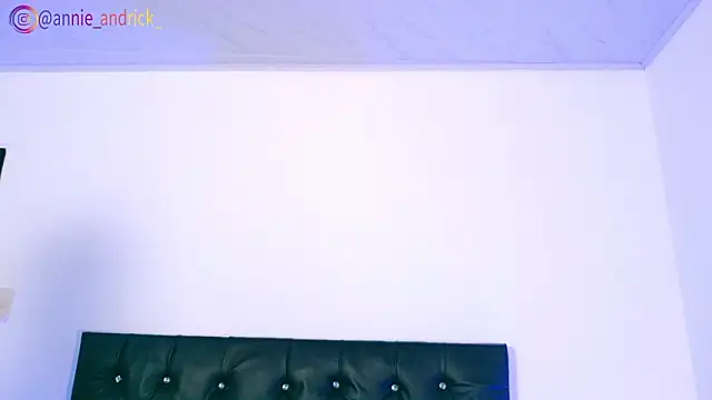  leda swan  online show from 02/26/26, 01:10