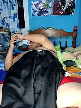 Snapshot of ramito1007 chatting on 10/27/25, 04:05 ramito1007 online show from 10/27/25, 04:05