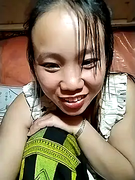 liu-liusexy online show from 10/13/25, 03:01