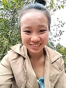 liu-liusexy online show from 10/26/25, 05:24