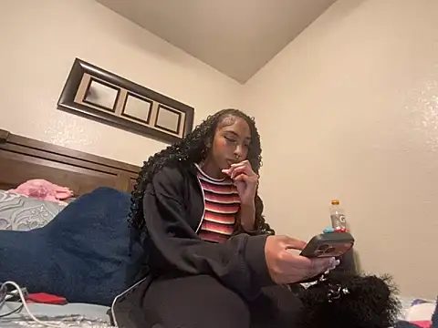 Brooke012 online show from 04/08/26, 10:43