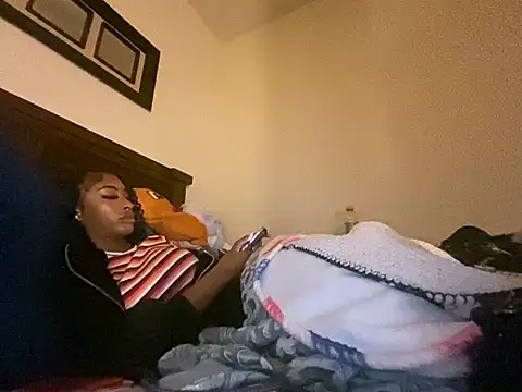 Brooke012 online show from 04/09/26, 06:19