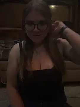 adventuresinsky online show from 10/06/25, 03:04