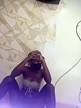 FeliciaZ online show from 12/13/25, 08:04