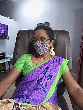 Snapshot of umashreetamil chatting on 05/26/26, 04:52 umashreetamil online show from 05/26/26, 04:52
