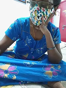Snapshot of umashreetamil chatting on 06/07/26, 11:19 umashreetamil online show from 06/07/26, 11:19
