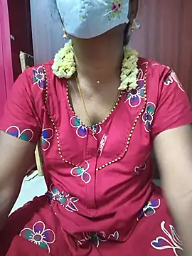 Snapshot of umashreetamil chatting on 06/23/26, 06:11 umashreetamil online show from 06/23/26, 06:11