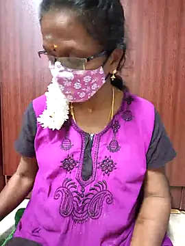 Snapshot of umashreetamil chatting on 08/04/26, 04:53 umashreetamil online show from 08/04/26, 04:53