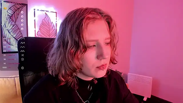 Hailey Foxy online show from 11/07/25, 08:58