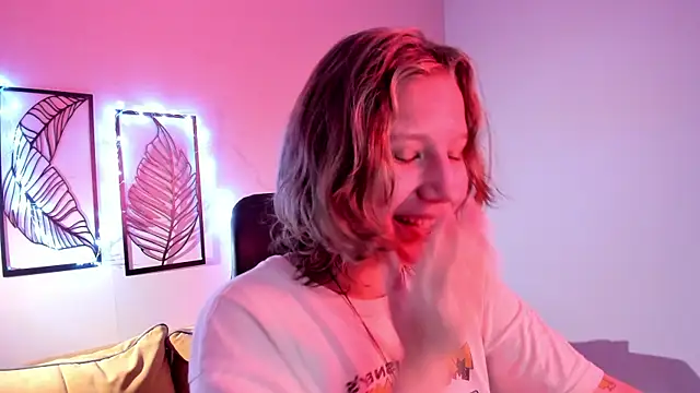 Hailey Foxy online show from 11/27/25, 09:00