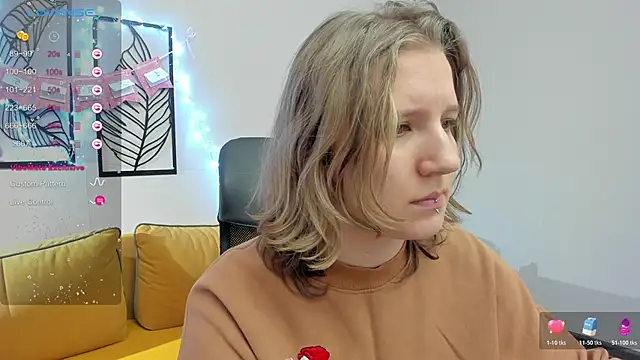 Hailey Foxy online show from 01/14/26, 11:49